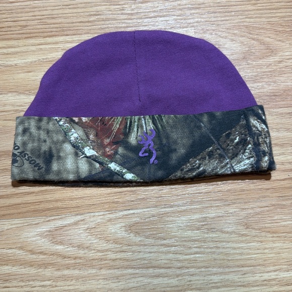 Browning onsie set w/burp cloth/hat camo w/purple trim - Picture 3 of 6